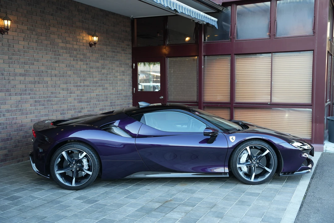 2021 Ferrari SF90 Stradale - Image 8 of 31