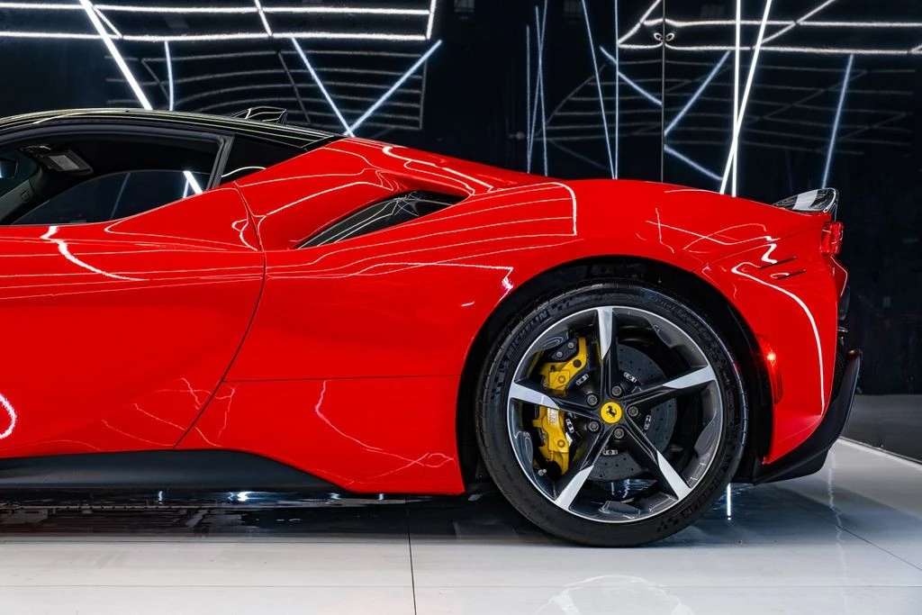 2021 Ferrari SF90 Stradale - Image 19 of 31