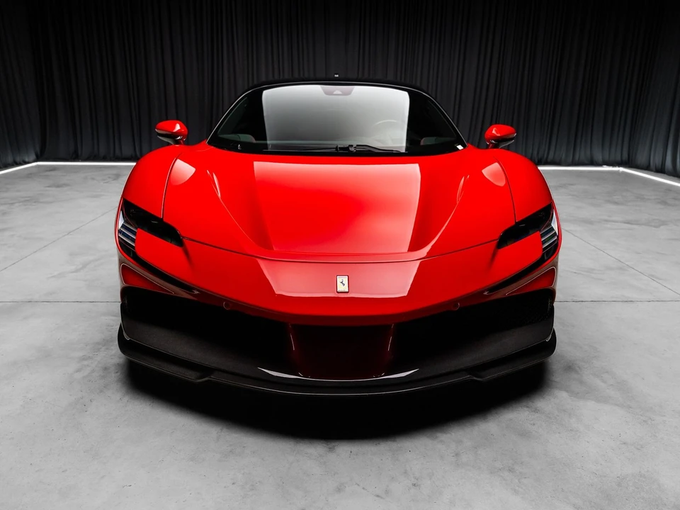2021 Ferrari - Image 13 of 31