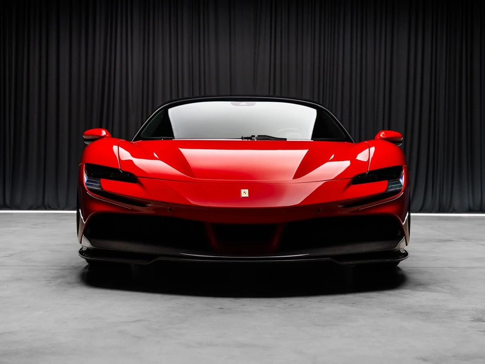 2021 Ferrari - Image 14 of 31