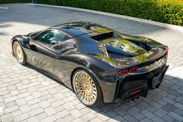 2021 Ferrari SF90 Stradale - Image 21 of 21