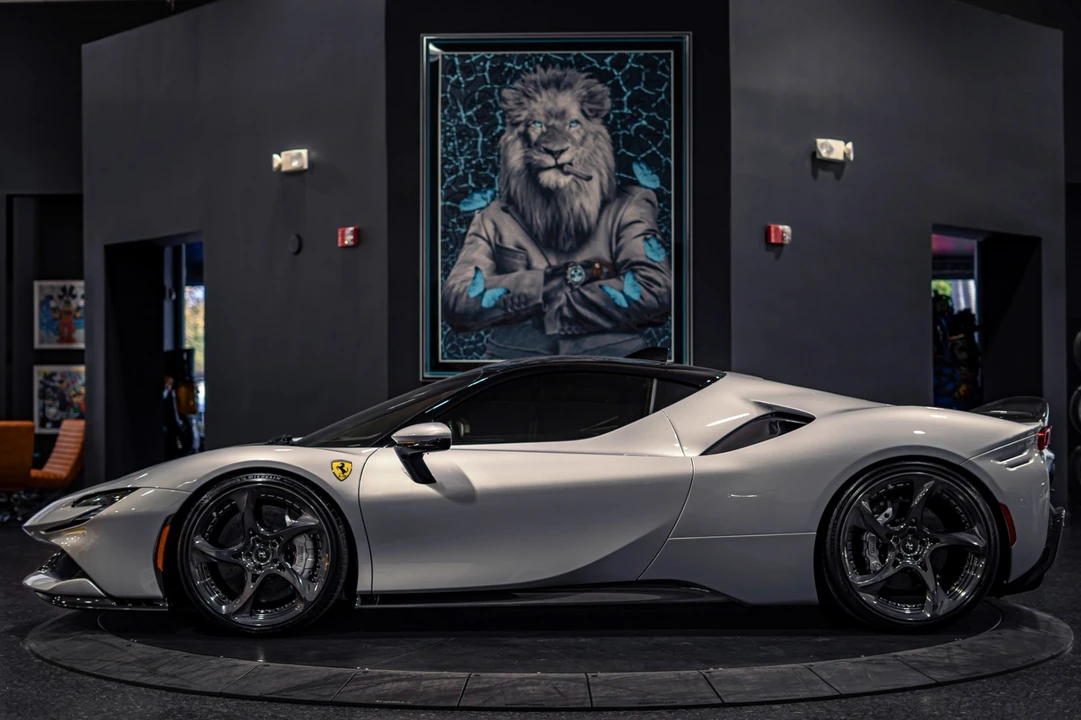 2021 Ferrari SF90 Stradale - Image 7 of 31