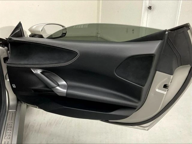 2021 Ferrari SF90 Stradale - Image 18 of 31