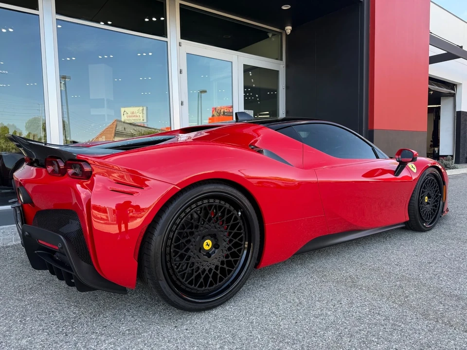 2021 Ferrari SF90 Stradale - Image 4 of 21