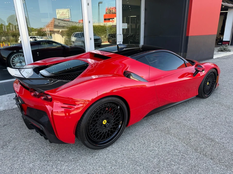 2021 Ferrari SF90 Stradale - Image 5 of 21