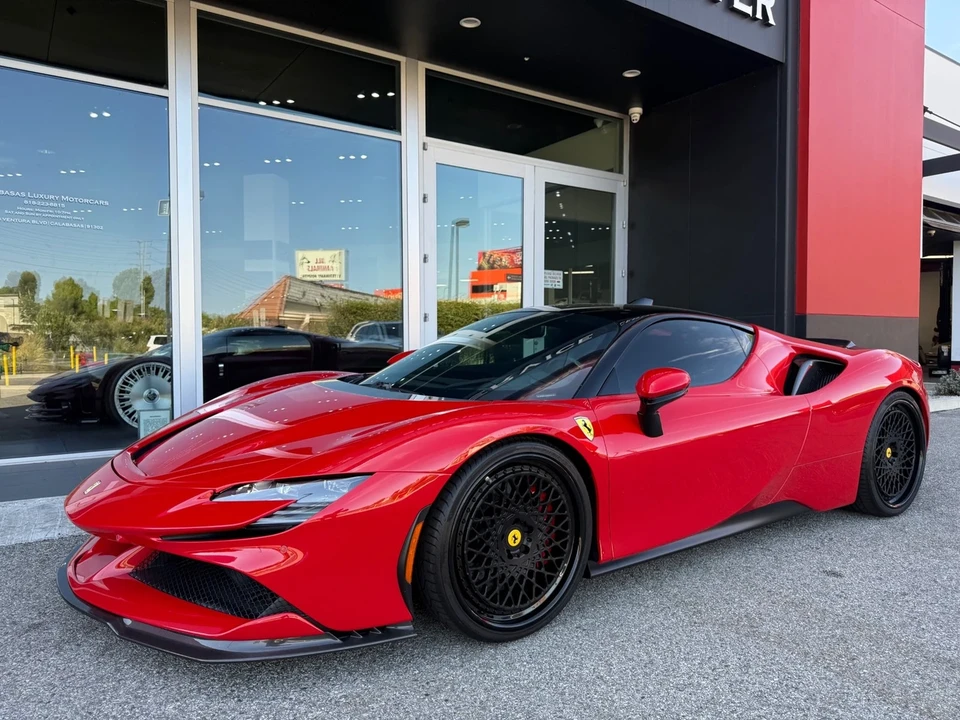 2021 Ferrari SF90 Stradale - Image 7 of 21