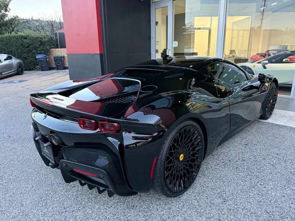 2021 Ferrari SF90 Stradale - Image 15 of 21