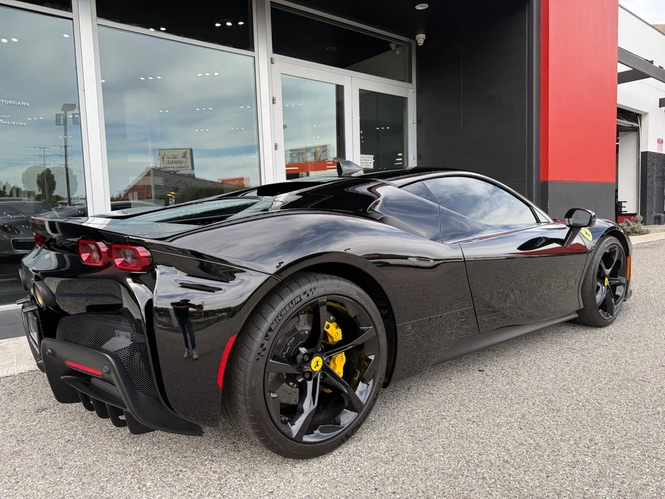 2021 Ferrari SF90 Stradale - Image 4 of 21