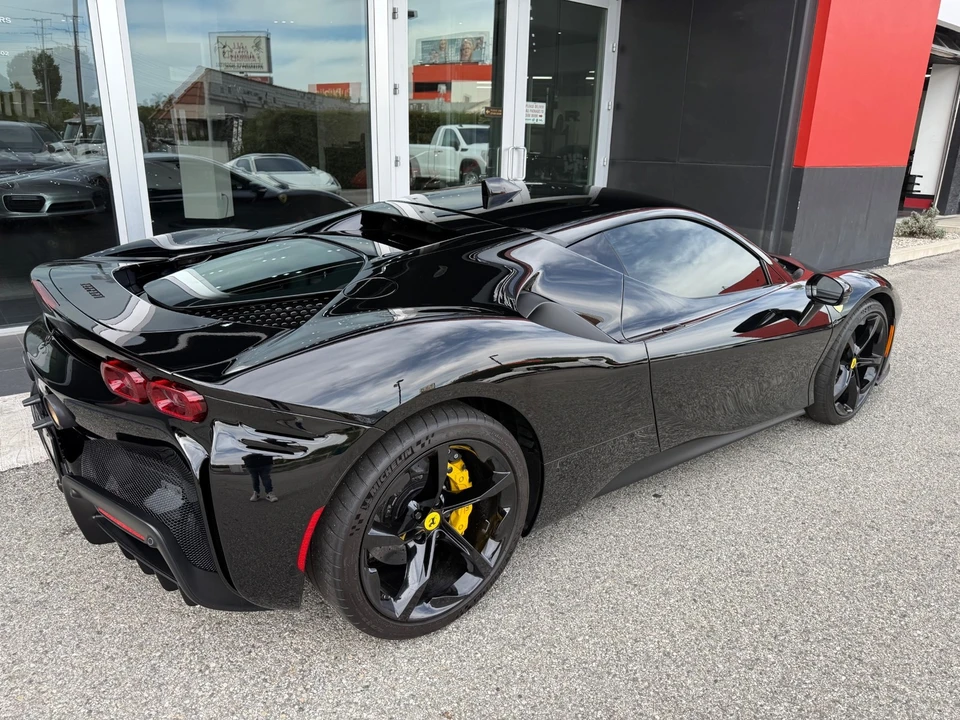 2021 Ferrari SF90 Stradale - Image 5 of 21