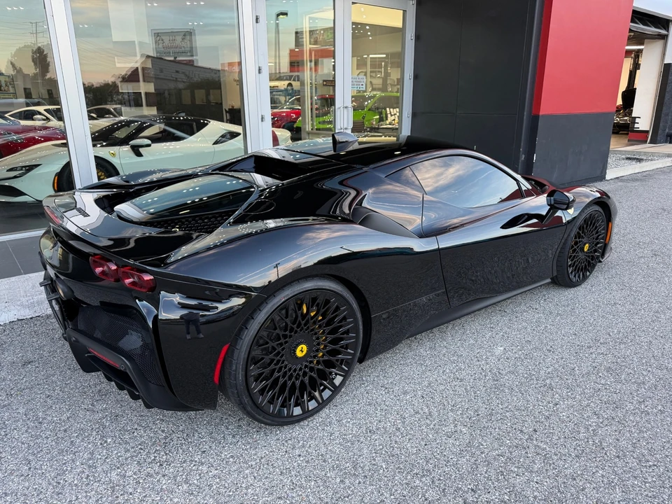 2021 Ferrari SF90 Stradale - Image 5 of 21