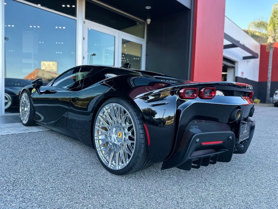 2021 Ferrari SF90 Stradale - Image 17 of 21
