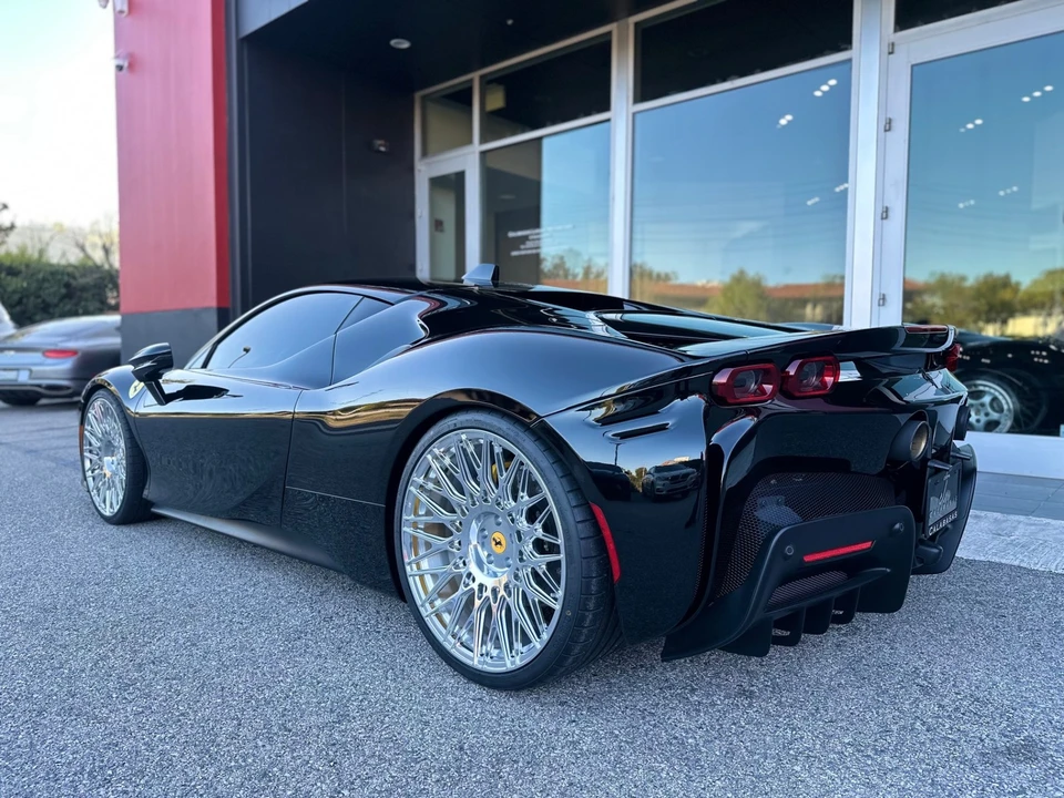 2021 Ferrari SF90 Stradale - Image 9 of 21