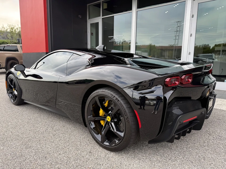 2021 Ferrari SF90 Stradale - Image 9 of 21