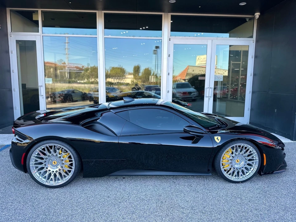 2021 Ferrari SF90 Stradale - Image 2 of 21