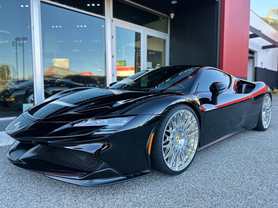 2021 Ferrari SF90 Stradale - Image 11 of 21