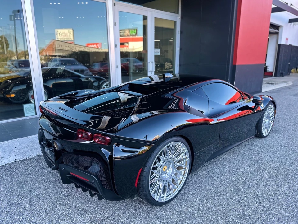 2021 Ferrari SF90 Stradale - Image 6 of 21