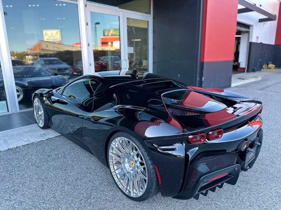 2021 Ferrari SF90 Stradale - Image 18 of 21