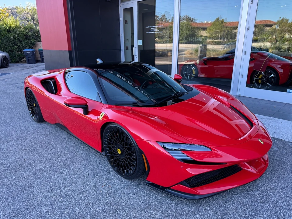2021 Ferrari SF90 Stradale - Image 3 of 28