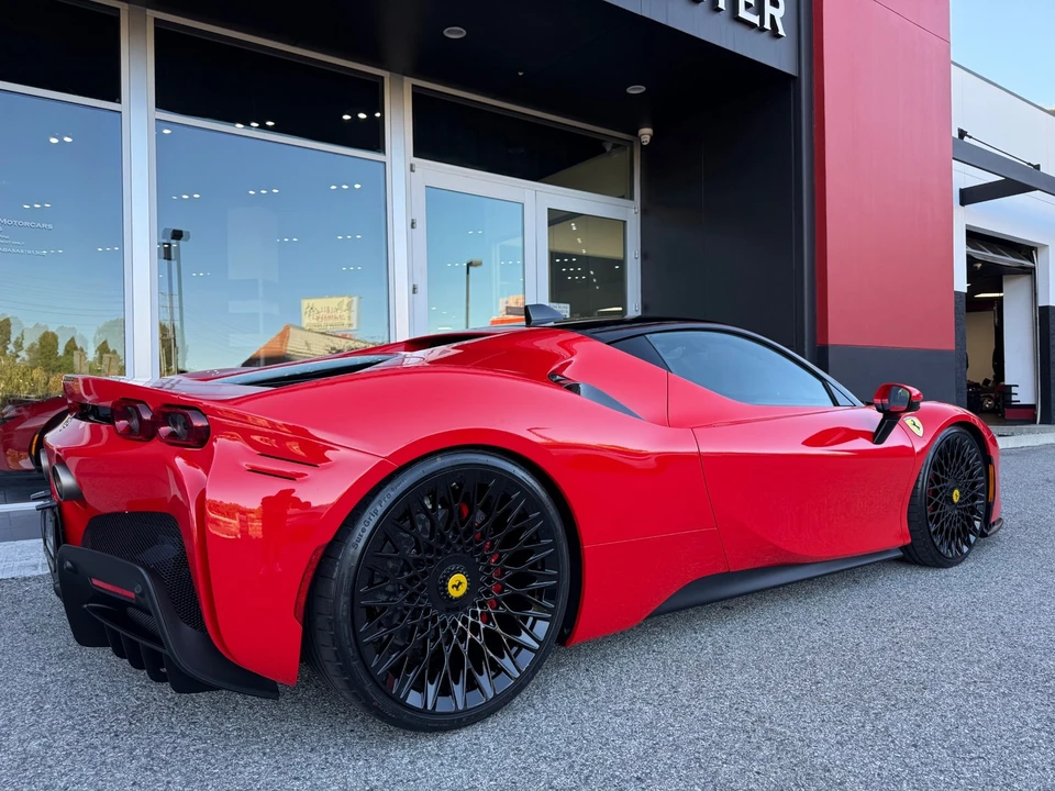 2021 Ferrari SF90 Stradale - Image 4 of 28