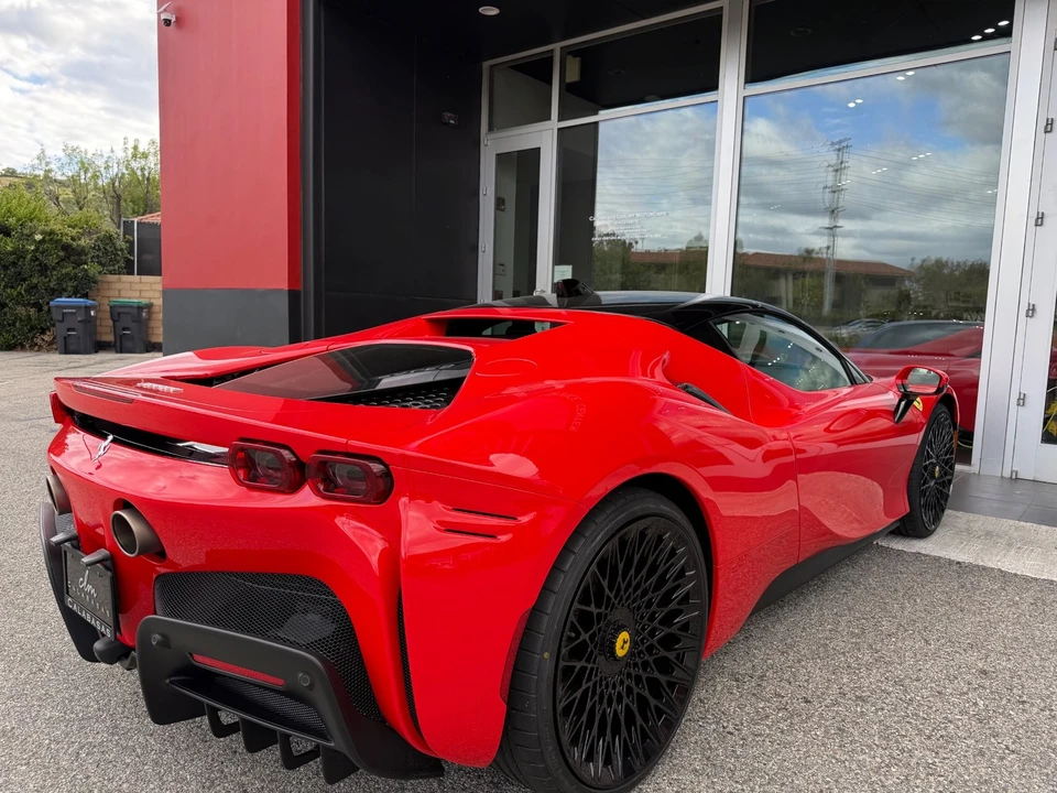 2021 Ferrari SF90 Stradale - Image 12 of 28
