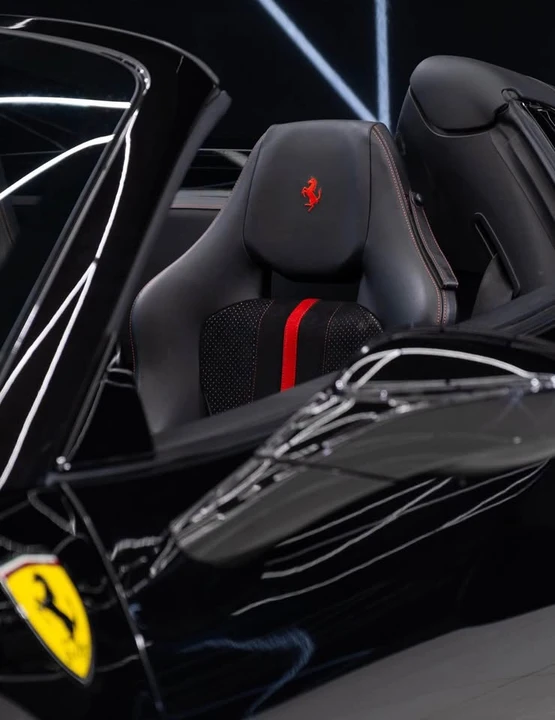 2021 Ferrari F8 Spider - Image 9 of 12