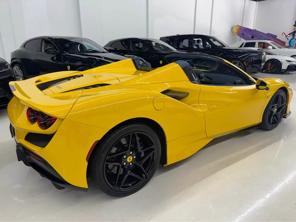 2021 Ferrari F8 Spider - Image 7 of 18