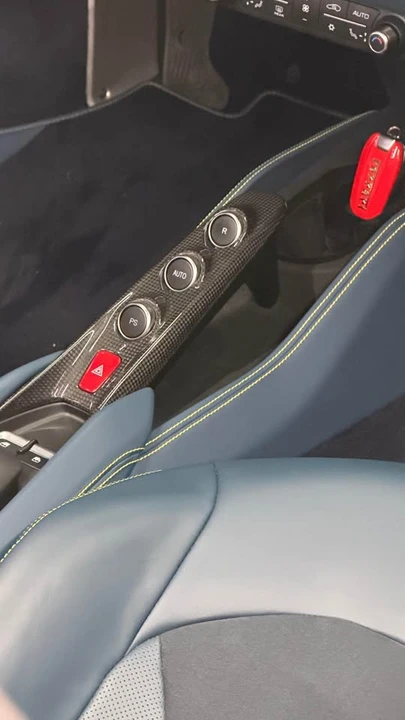 2021 Ferrari F8 Spider - Image 16 of 18