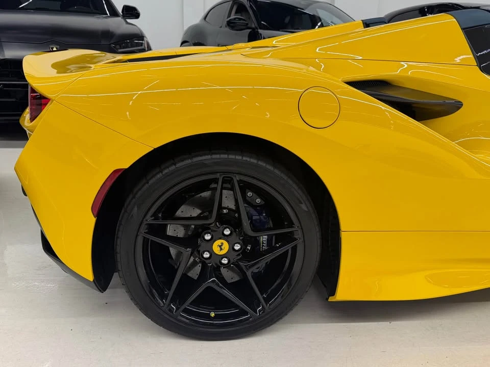 2021 Ferrari F8 Spider - Image 6 of 18