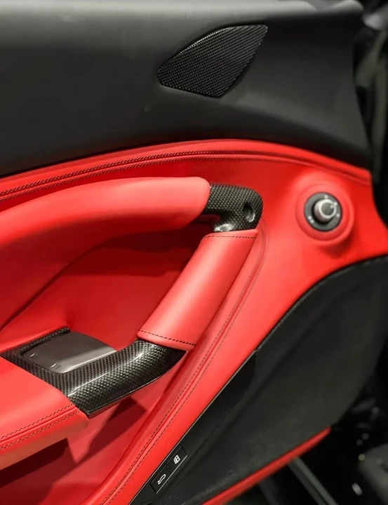 2021 Ferrari F8 Tributo - Image 8 of 17