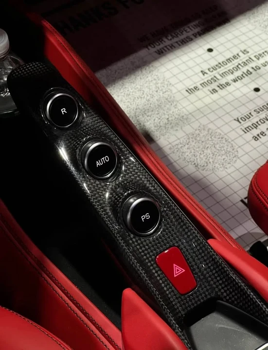 2021 Ferrari F8 Tributo - Image 7 of 17