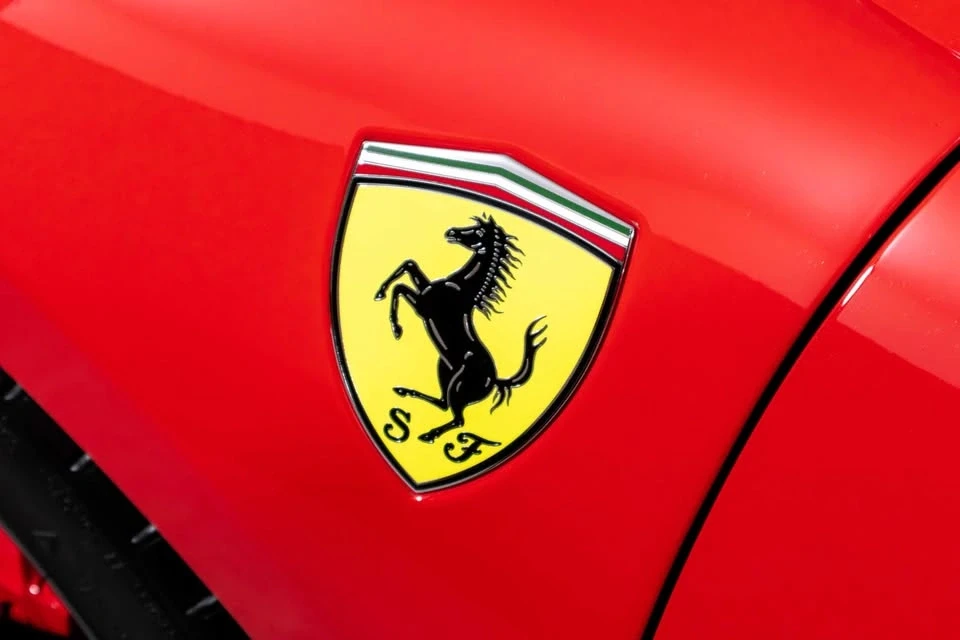 2021 Ferrari F8 Spider - Image 8 of 20