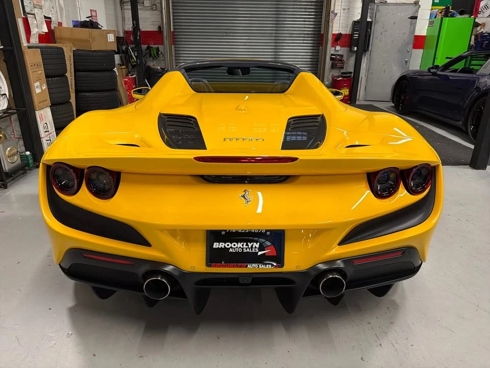2021 Ferrari F8 Spider - Image 5 of 20