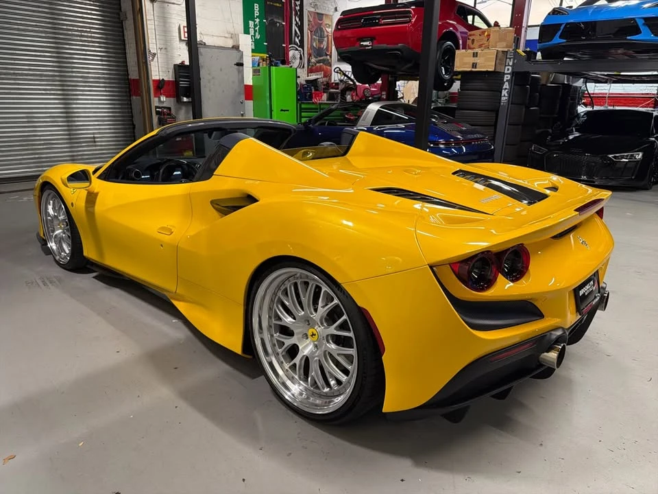2021 Ferrari F8 Spider - Image 6 of 20
