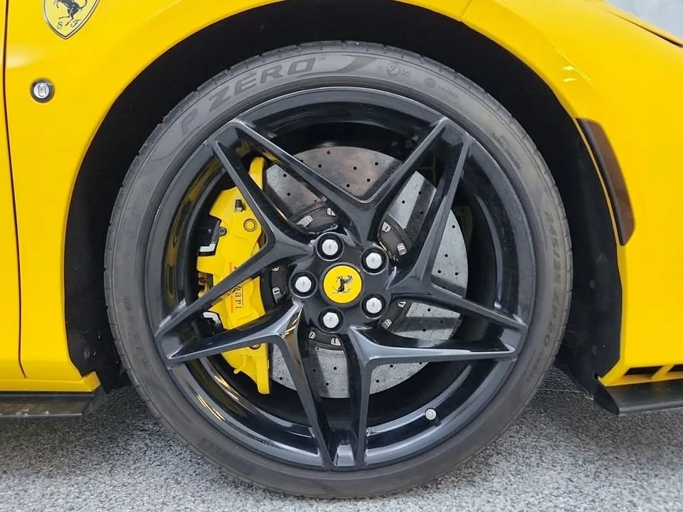 2021 Ferrari F8 Spider - Image 17 of 20