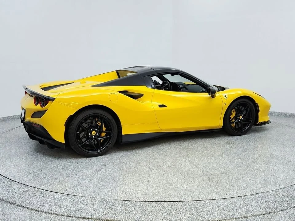 2021 Ferrari F8 Spider - Image 5 of 18