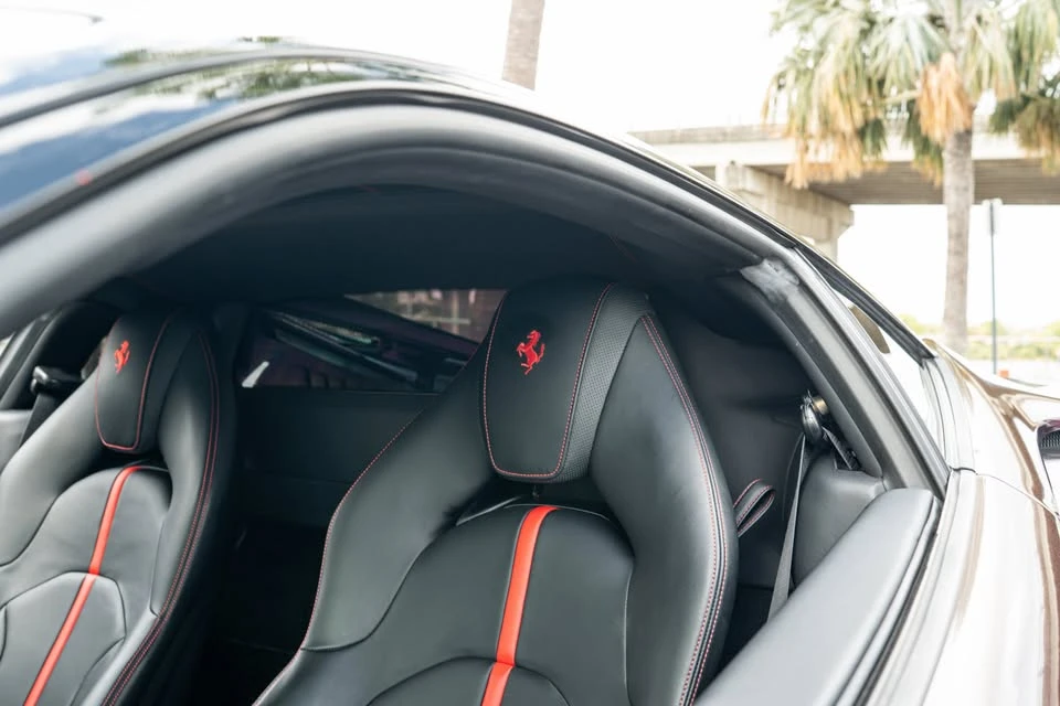 2021 Ferrari F8 Tributo - Image 11 of 12