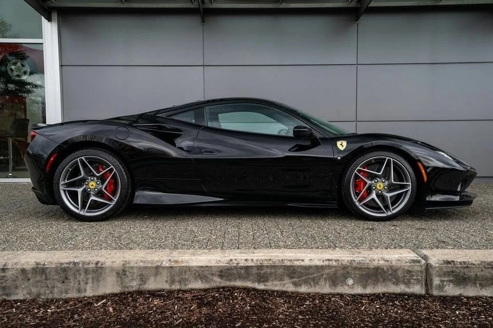 2021 Ferrari F8 Tributo - Image 3 of 15