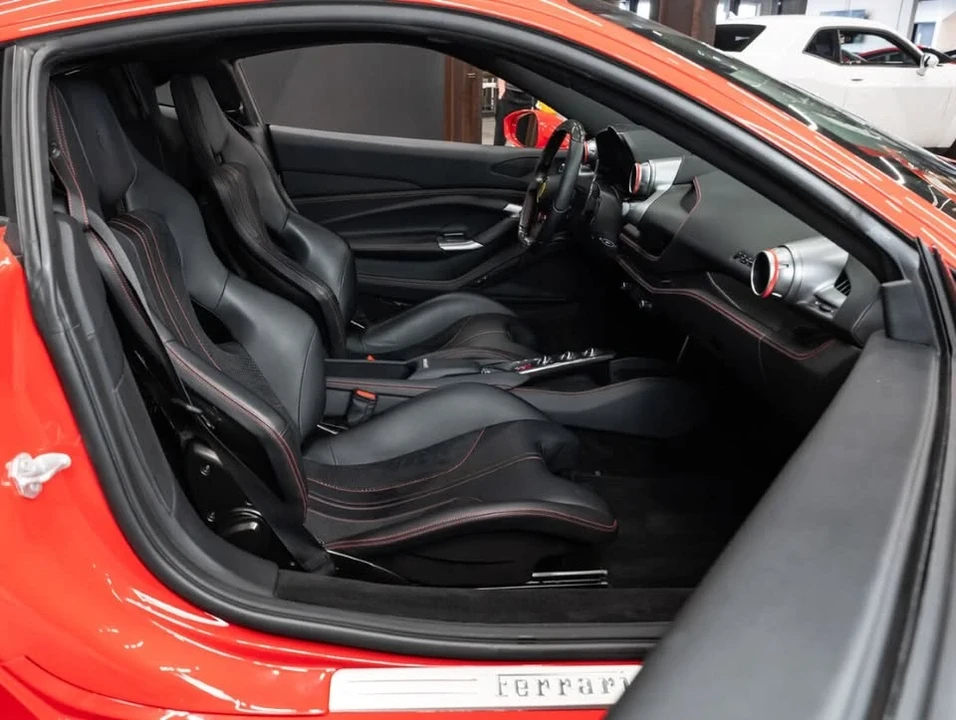 2021 Ferrari F8 Tributo - Image 7 of 8