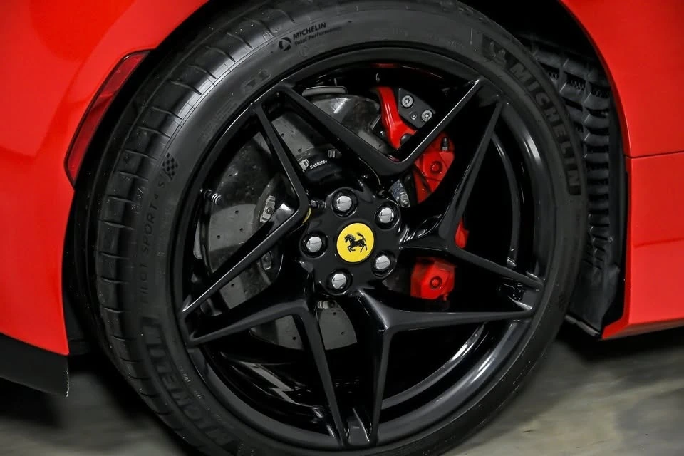 2021 Ferrari F8 Tributo - Image 16 of 20