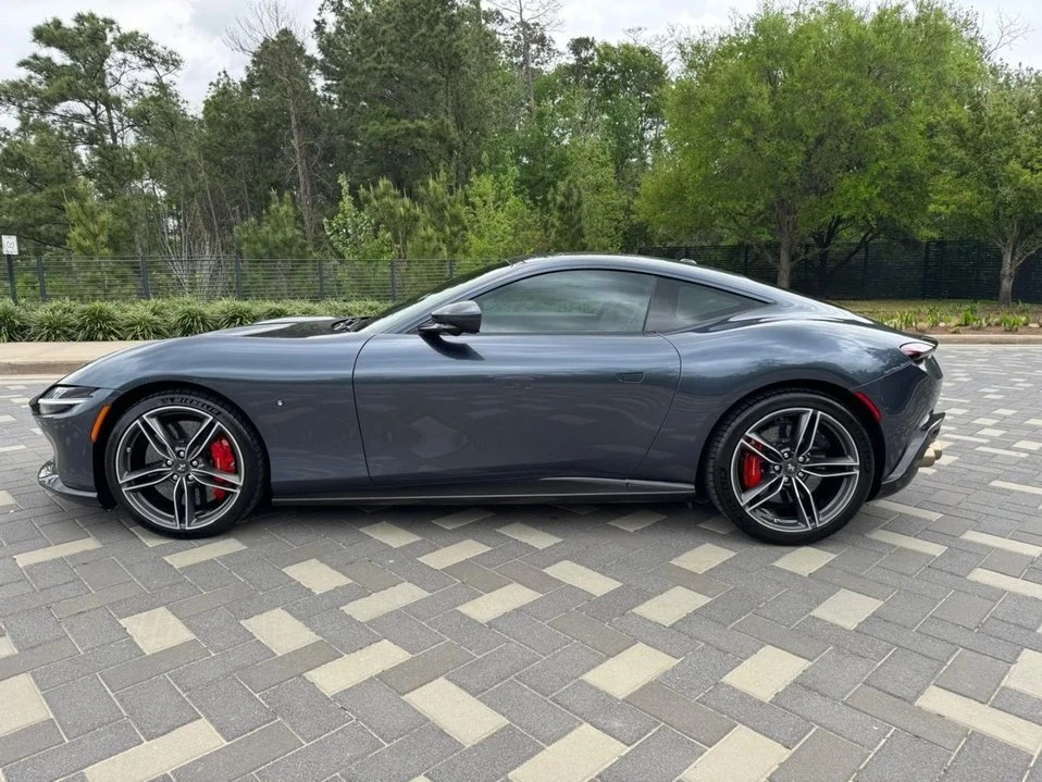 2021 Ferrari Roma - Image 2 of 19