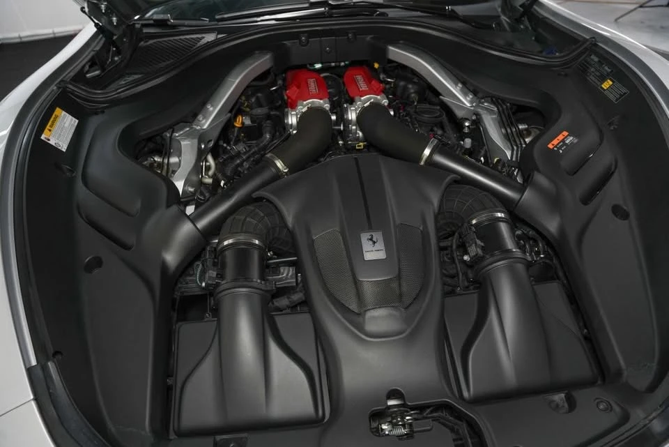 2021 Ferrari Roma - Image 6 of 12