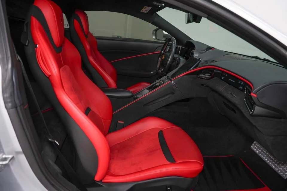 2021 Ferrari Roma - Image 11 of 12