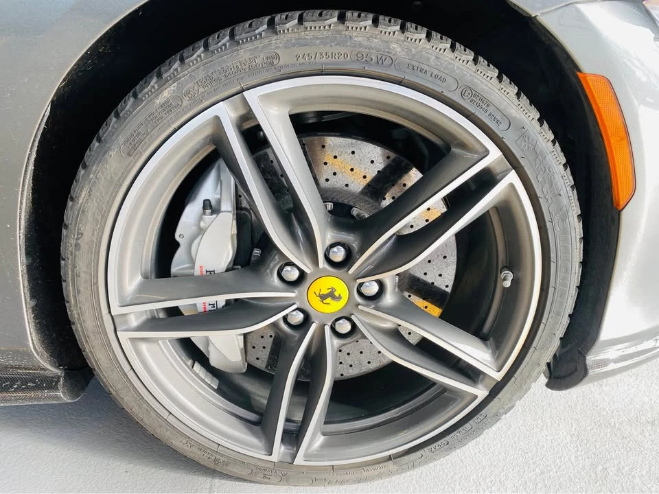 2021 Ferrari Roma - Image 8 of 9