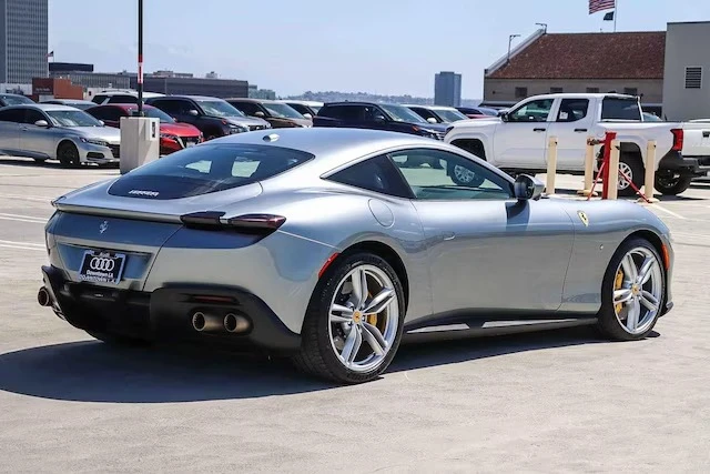 2021 Ferrari Roma - Image 3 of 10