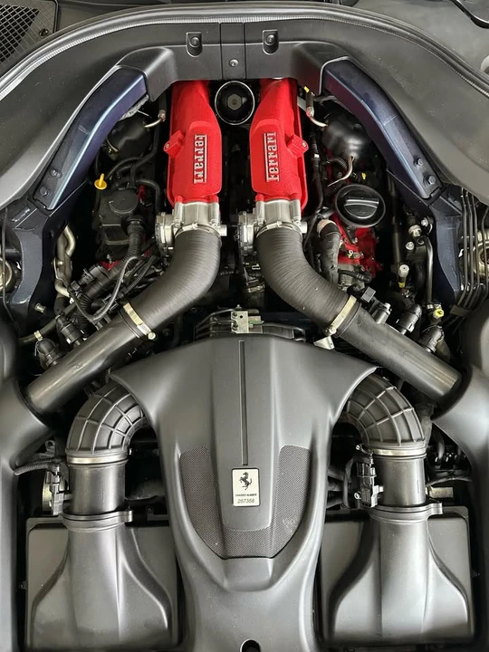 2021 Ferrari Roma - Image 10 of 20