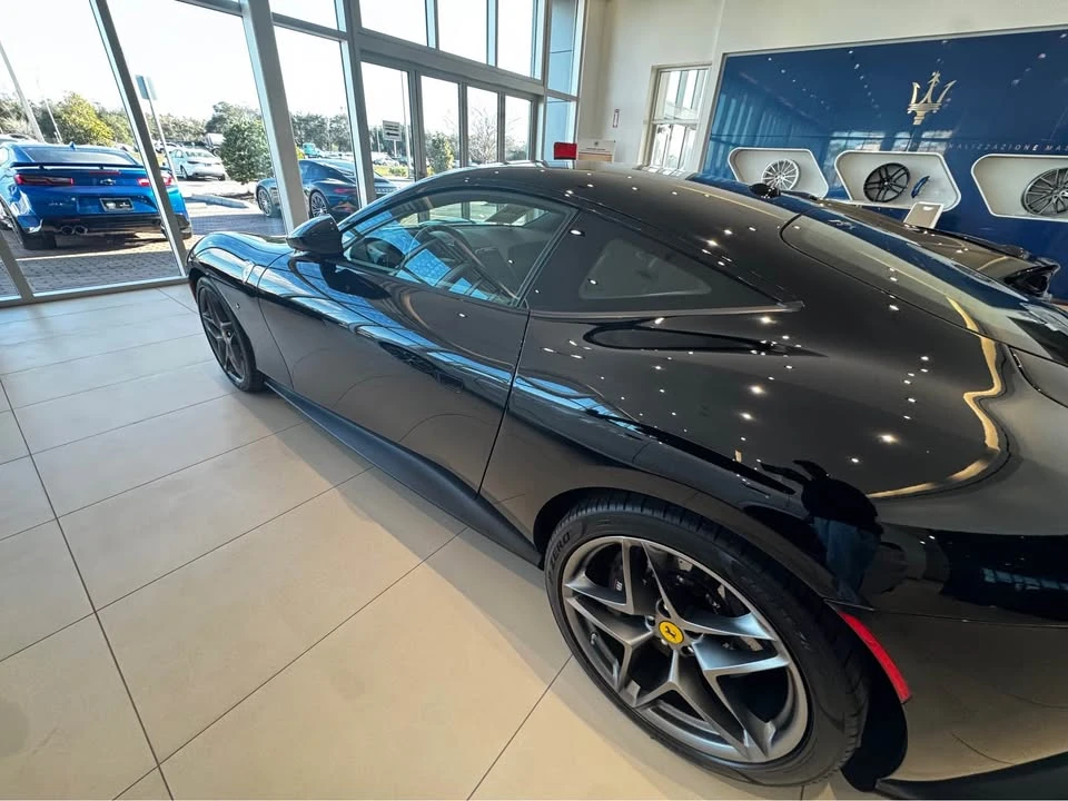 2021 Ferrari Roma - Image 6 of 8