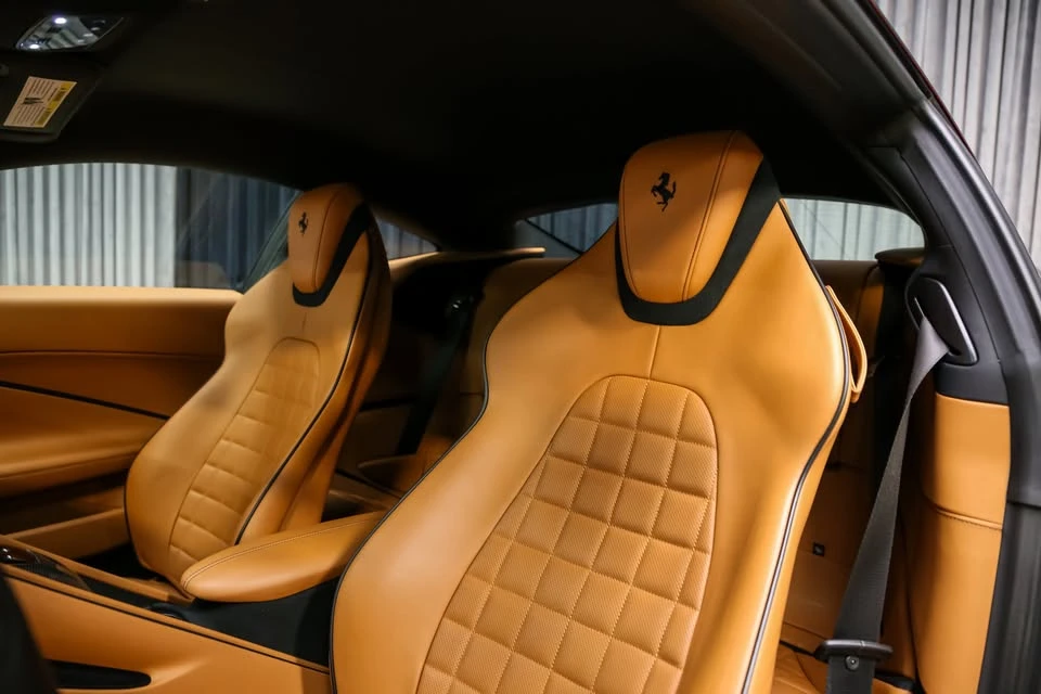 2021 Ferrari Roma - Image 10 of 20