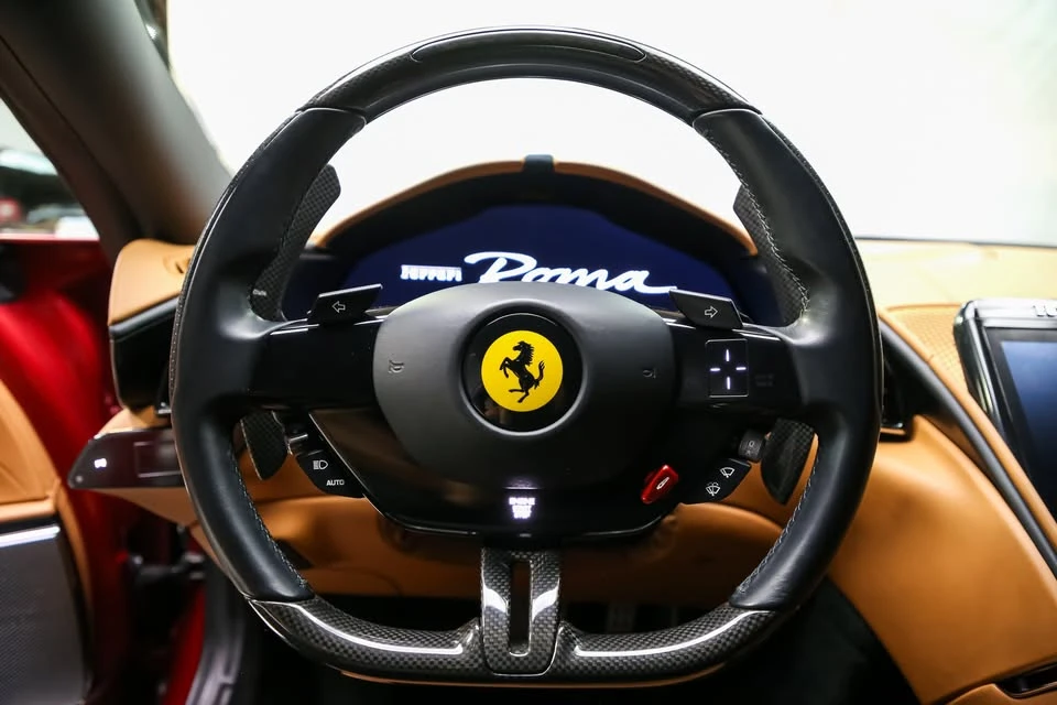 2021 Ferrari Roma - Image 18 of 20