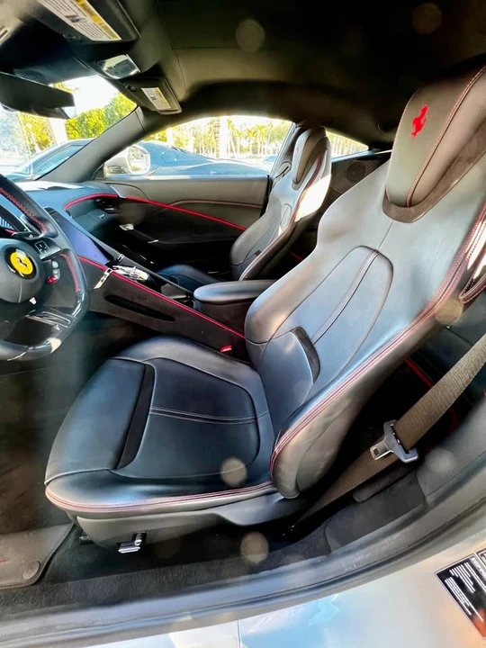 2021 Ferrari Roma - Image 6 of 14