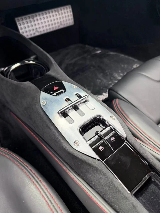 2021 Ferrari SF90 Stradale - Image 9 of 10